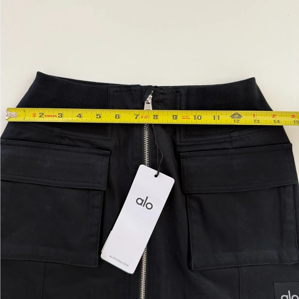 ALO Yoga Night Out Cargo Skirt